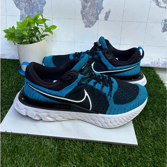 NIKE React Infinity flyknit 2 Running Blue Orbit & black size 12 - Picture 4 of 13